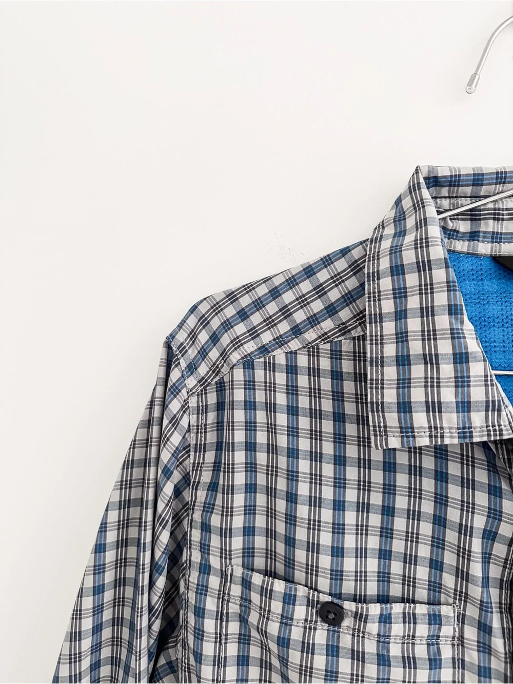 The North Face Plaid Shirt Button Down Gray Blue Plaid Outdoor Men's Size S